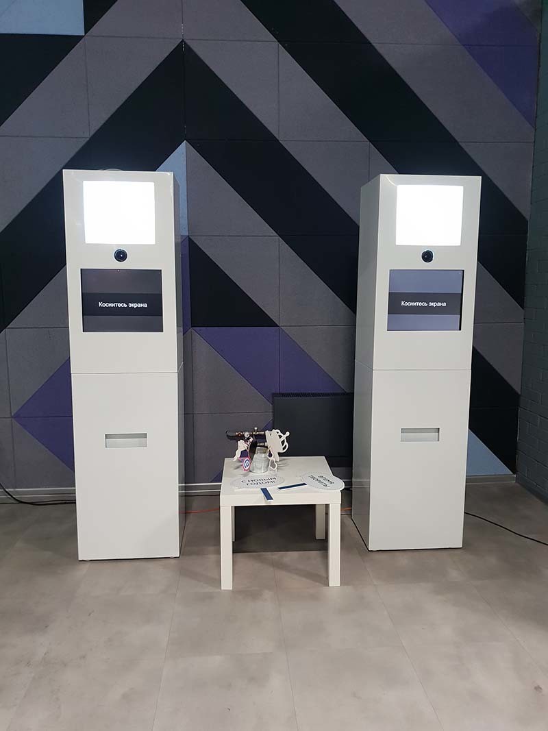 Фотостойка Smilingbox.ru